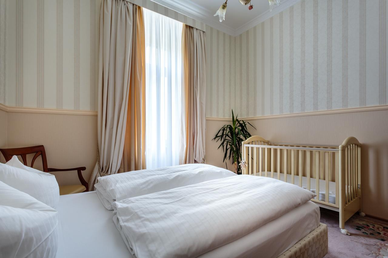 Apartment am Kurpark Baden-Baden Bagian luar foto