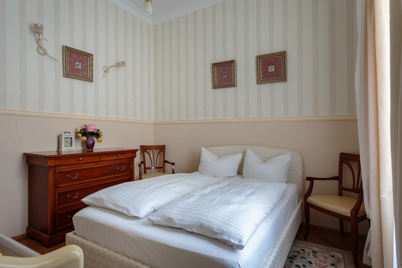 Apartment am Kurpark Baden-Baden Bagian luar foto